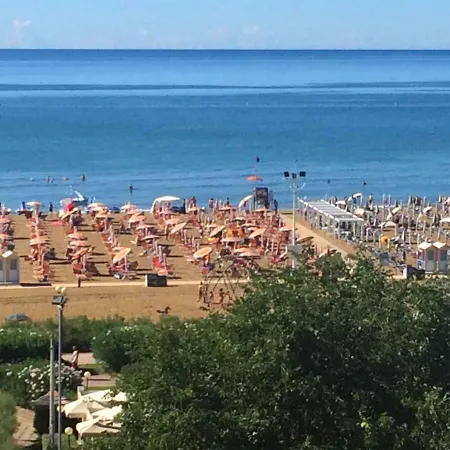 In 42839 * Μπιμπιόνε