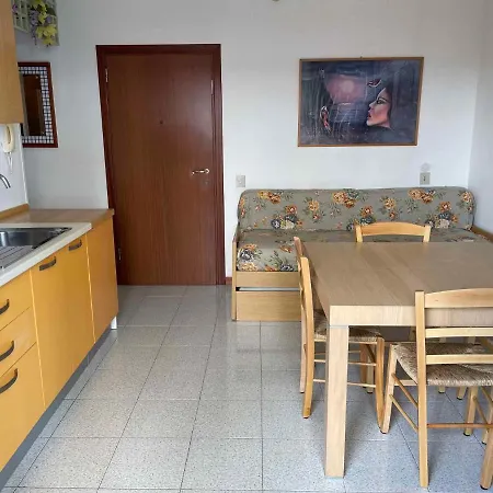 In 42839 Apartman *